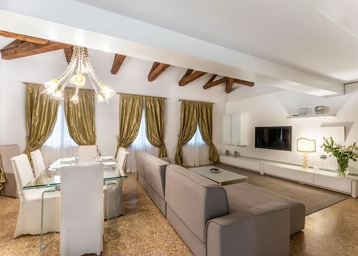 San Teodoro Palace - Luxury Apartments