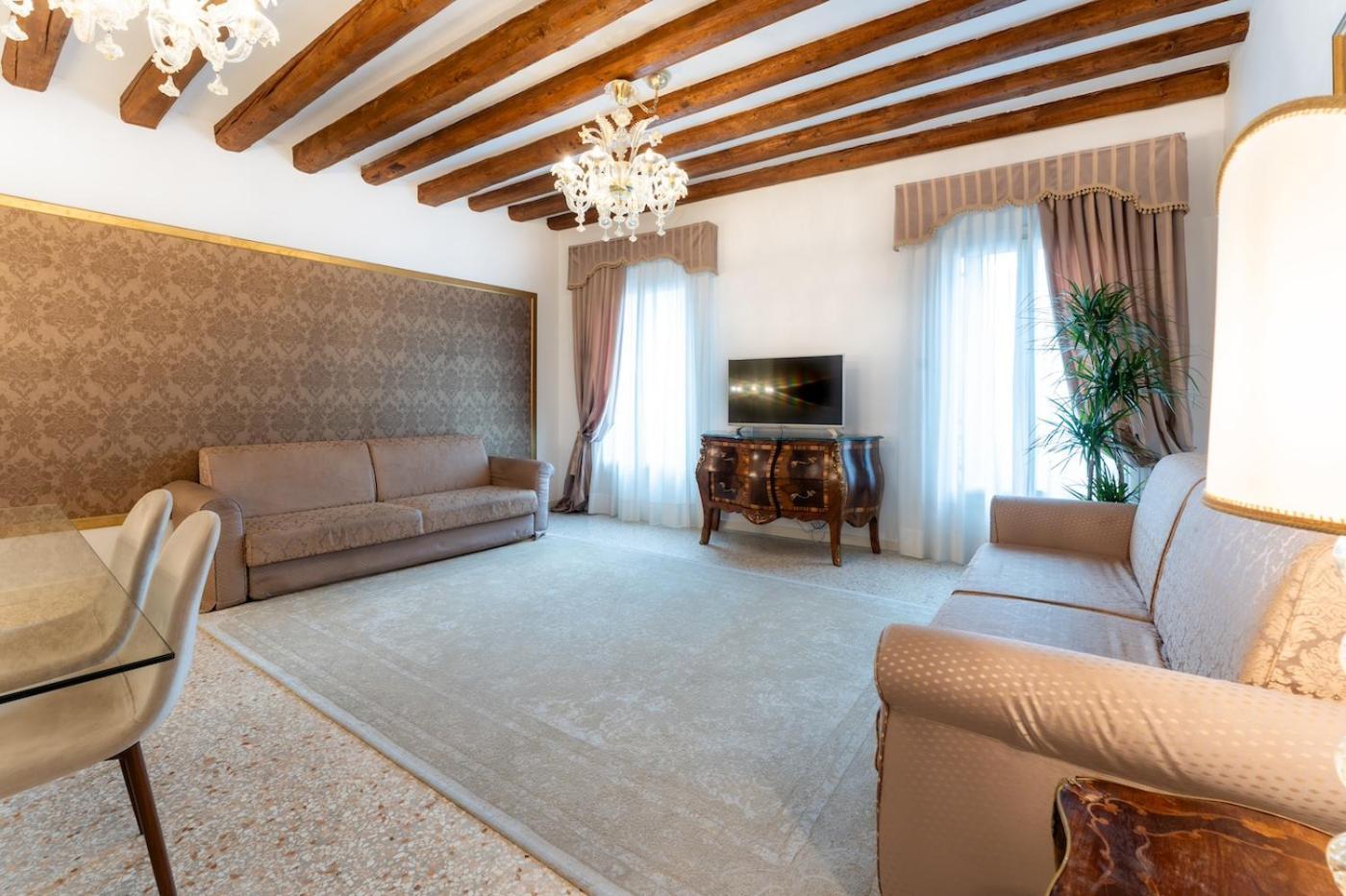 San Teodoro Palace - Luxury Apartamento